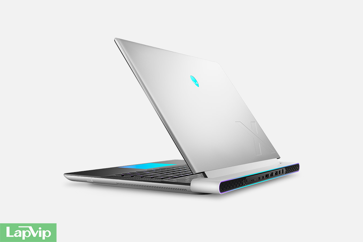 alienware-x16-r2-2024-5-1720256136.jpg