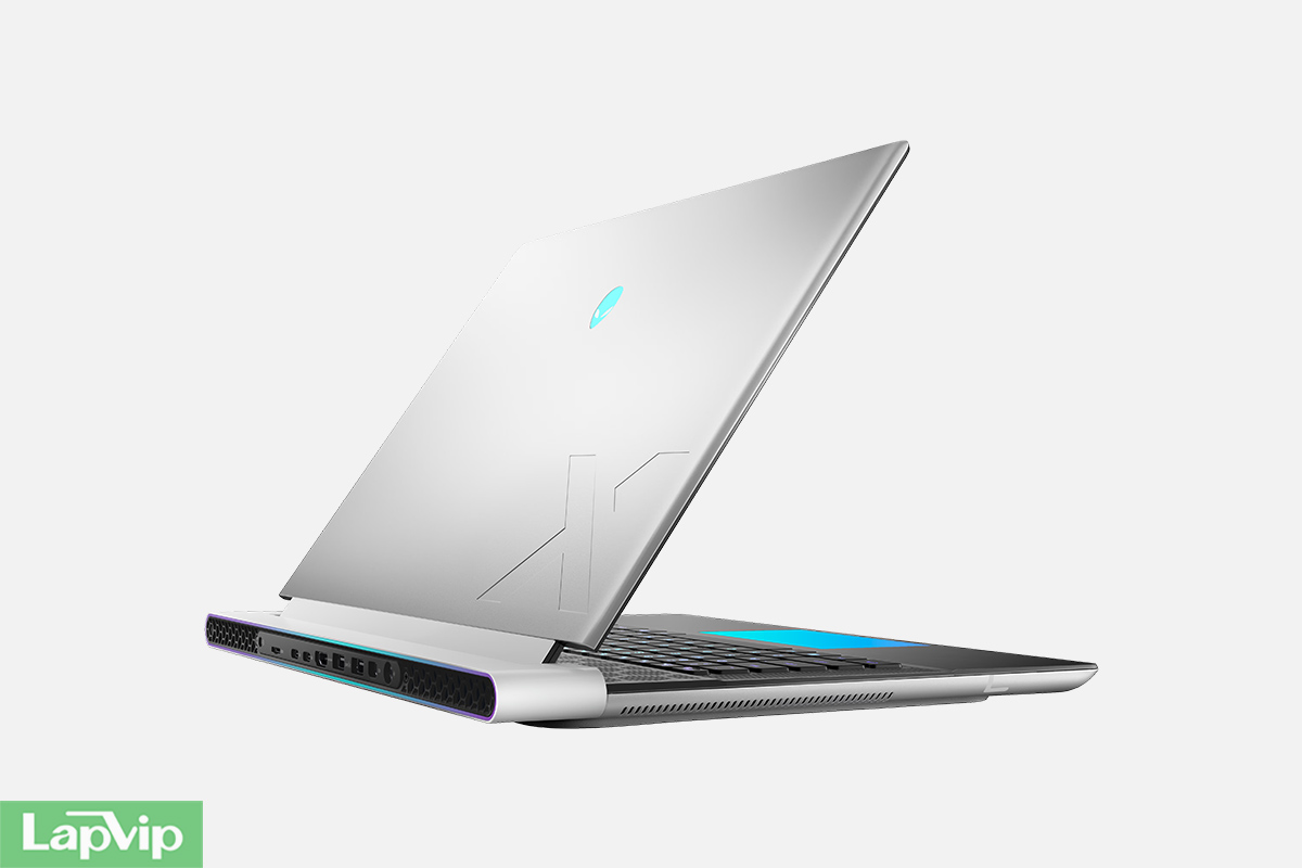 alienware-x16-r2-2024-7-1720256169.jpg