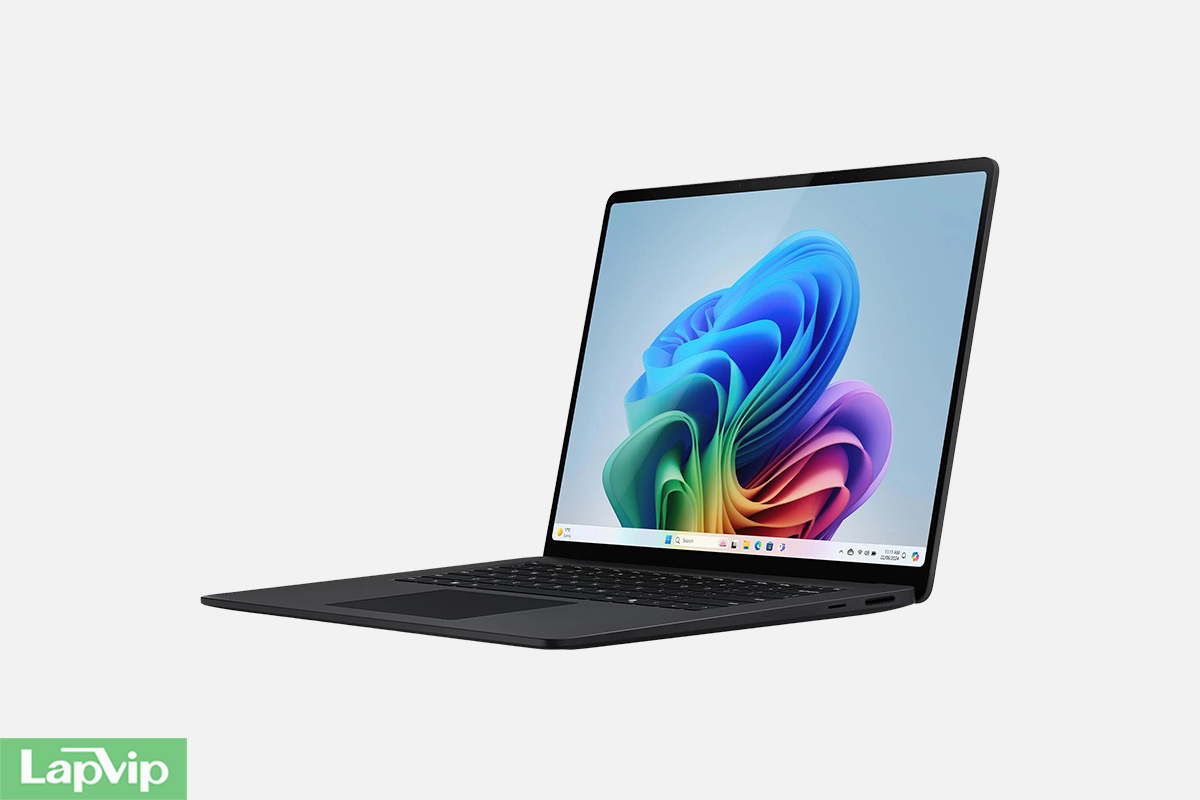 surface-laptop-7-154-1721899236.jpg