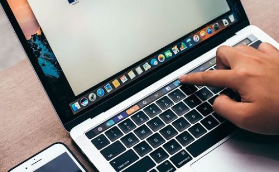 Bằng sáng chế về MacBook Touch Bar mới với công nghệ Force Touch của Apple