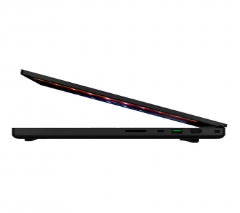 Razer-balde-17-2021-lapvip-1